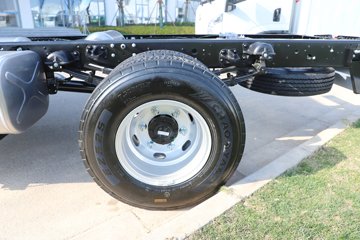 ����Ծ�� ��ԽH500�� 2.5L���� 170���� ��ʿ��8�� ��ɲ 4.2�׵��Ų�դʽ�ῨͼƬ