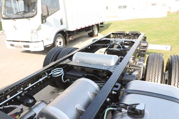 ����Ծ�� ��ԽH500�� 2.5L���� 170���� ��ʿ��8�� ��ɲ 4.2�׵��Ų�դʽ�ῨͼƬ