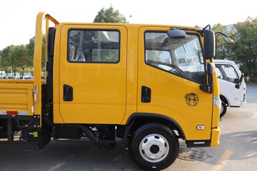 Ծ����ԽC300 ��ֵ�� 142���� ������5�� 3.12��˫����ʽ�ῨͼƬ