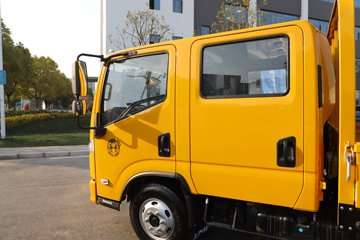 Ծ����ԽC300 ��ֵ�� 142���� ������5�� 3.12��˫����ʽ�ῨͼƬ