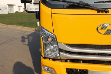 Ծ����ԽC300 ��ֵ�� 142���� ������5�� 3.12��˫����ʽ�ῨͼƬ