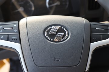 Ծ����ԽC300 ��ֵ�� 142���� ������5�� 3.12��˫����ʽ�ῨͼƬ