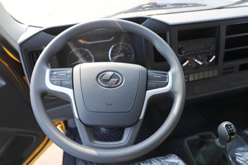 Ծ����ԽC300 ��ֵ�� 142���� ������5�� 3.12��˫����ʽ�ῨͼƬ