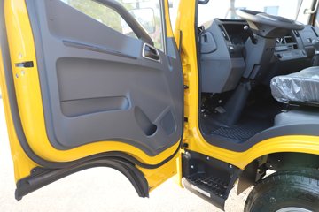 Ծ����ԽC300 ��ֵ�� 142���� ������5�� 3.12��˫����ʽ�ῨͼƬ