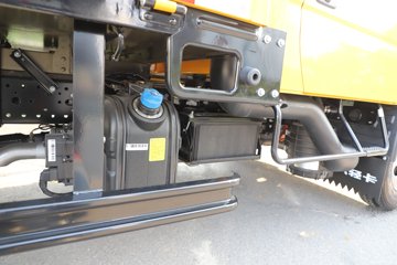 Ծ����ԽC300 ��ֵ�� 142���� ������5�� 3.12��˫����ʽ�ῨͼƬ