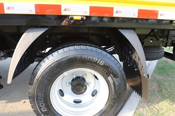 Ծ����ԽC300 ��ֵ�� 142���� ������5�� 3.12��˫����ʽ�ῨͼƬ