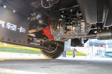 Ծ����ԽC300 ��ֵ�� 142���� ������5�� 3.12��˫����ʽ�ῨͼƬ