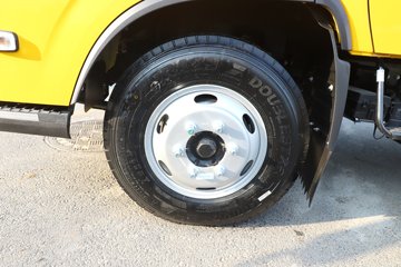 Ծ����ԽC300 ��ֵ�� 142���� ������5�� 3.12��˫����ʽ�ῨͼƬ