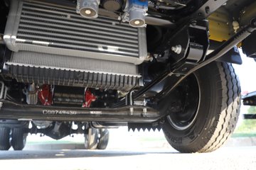 Ծ����ԽC300 ��ֵ�� 142���� ������5�� 3.12��˫����ʽ�ῨͼƬ