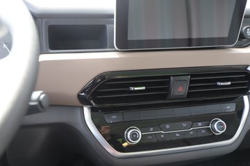 ����Ծ��������EH5 4X2 4�׵��Ŵ��綯��ж�� ����ʱ��140.95kWhͼƬ