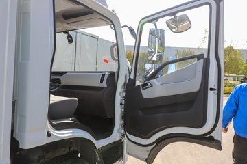 ����Ծ������T1 ��װ�� 4.17�׵��Ŵ��綯��ʽ�Ῠ ����ʱ��120.27kWhͼƬ