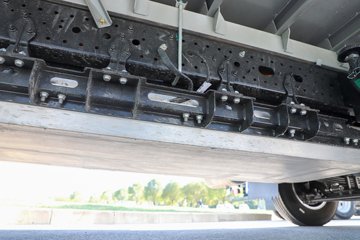 ����Ծ������T1 ��װ�� 4.17�׵��Ŵ��綯��ʽ�Ῠ ����ʱ��120.27kWhͼƬ