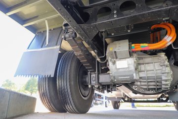 ����Ծ������T1 ��װ�� 4.17�׵��Ŵ��綯��ʽ�Ῠ ����ʱ��120.27kWhͼƬ