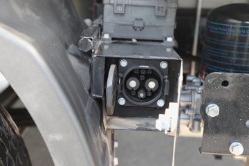 ����Ծ������T1 ��װ�� 4.17�׵��Ŵ��綯��ʽ�Ῠ ����ʱ��120.27kWhͼƬ