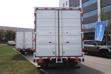 ����Ծ������T1 ��װ�� 4.17�׵��Ŵ��綯��ʽ�Ῠ ����ʱ��120.27kWhͼƬ