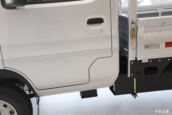 上海福星S系载货车系列,打折优惠,降0.6万,赶快抢购! 上海福星S系载货车系列,打折优惠,降0.6万,赶快抢购!