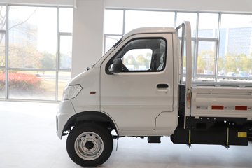 ����Ծ������S90 1.6L���� 123���� ����5�� Һɲ 3.05�׵�������΢��ͼƬ