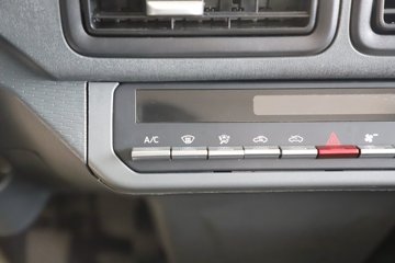 ����Ծ������S90 1.6L���� 123���� ����5�� Һɲ 3.05�׵�������΢��ͼƬ