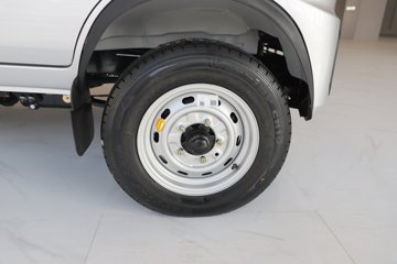 ����Ծ������S90 1.6L���� 123���� ����5�� Һɲ 3.05�׵�������΢��ͼƬ