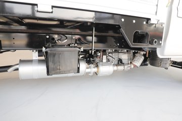 ����Ծ������S90 1.6L���� 123���� ����5�� Һɲ 3.05�׵�������΢��ͼƬ