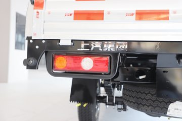 ����Ծ������S90 1.6L���� 123���� ����5�� Һɲ 3.05�׵�������΢��ͼƬ