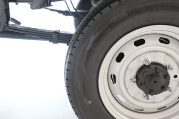 ����Ծ������S90 1.6L���� 123���� ����5�� Һɲ 3.05�׵�������΢��ͼƬ