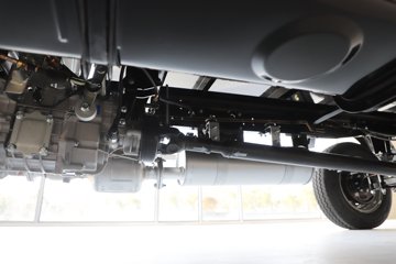 ����Ծ������S90 1.6L���� 123���� ����5�� Һɲ 3.05�׵�������΢��ͼƬ