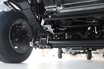 ����Ծ������S90 1.6L���� 123���� ����5�� Һɲ 3.05�׵�������΢��ͼƬ