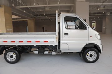 ����Ծ������S90 1.6L���� 123���� ����5�� Һɲ 3.05�׵�������΢��ͼƬ