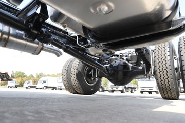 ����Ծ����ԽH500 2.5L���� 160���� ��ʿ��8�� 4.17�׵�����ʽ�ῨͼƬ