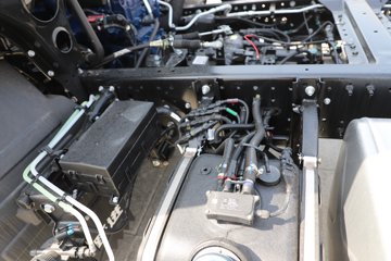 ����Ծ����ԽH500 2.5L���� 160���� ��ʿ��8�� 4.17�׵�����ʽ�ῨͼƬ
