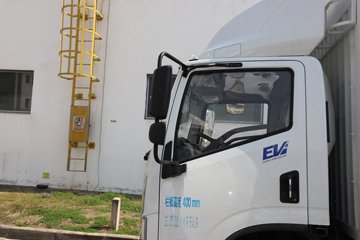 ����Ծ�� ����T1 ��װ�� ��ɲ 4.2�׵��Ŵ��綯��դʽ�Ῠ ����ʱ��140.41kWhͼƬ