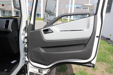 ����Ծ�� ����T1 ��װ�� ��ɲ 4.2�׵��Ŵ��綯��դʽ�Ῠ ����ʱ��140.41kWhͼƬ