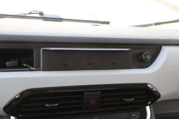 ����Ծ�� ����T1 ��װ�� ��ɲ 4.2�׵��Ŵ��綯��դʽ�Ῠ ����ʱ��140.41kWhͼƬ