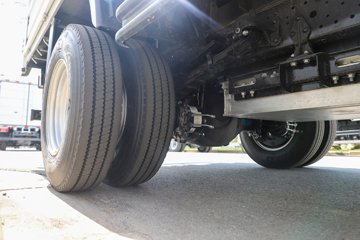 ����Ծ�� ����T1 ��װ�� ��ɲ 4.2�׵��Ŵ��綯��դʽ�Ῠ ����ʱ��140.41kWhͼƬ