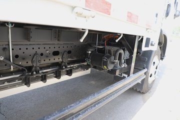 ����Ծ�� ����T1 ��װ�� ��ɲ 4.2�׵��Ŵ��綯��դʽ�Ῠ ����ʱ��140.41kWhͼƬ