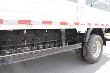 ����Ծ�� ����T1 ��װ�� ��ɲ 4.2�׵��Ŵ��綯��դʽ�Ῠ ����ʱ��140.41kWhͼƬ