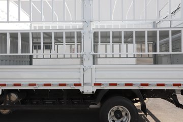 ����Ծ�� ����T1 ��װ�� ��ɲ 4.2�׵��Ŵ��綯��դʽ�Ῠ ����ʱ��140.41kWhͼƬ