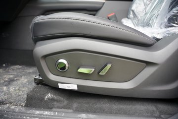 ������ 2026�� ��̽�� ������ 2.5T���� 214���� �Զ����� ����˫��Ƥ��ͼƬ