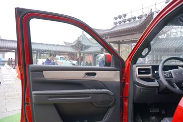 ������ 2026�� ��̽�� ������ 2.5T���� 214���� �Զ����� ����˫��Ƥ��ͼƬ