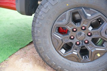 ������ 2026�� ��̽�� ������ 2.5T���� 214���� �Զ����� ����˫��Ƥ��ͼƬ