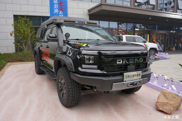 江铃大道 2026款 敢探者 钓鱼版 2.5T柴油 214马力 自动四驱 标轴双排宿营车