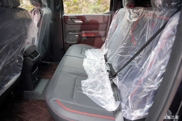 优惠0.5万 深圳市大道皮卡火热促销中 优惠0.5万 深圳市大道皮卡火热促销中