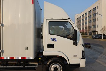 ����Ծ������T3 3.8�׵��Ŵ��綯��ʽ΢�� ����ʱ��53.58kWhͼƬ