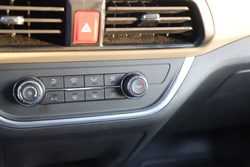 ����Ծ������T3 3.8�׵��Ŵ��綯��ʽ΢�� ����ʱ��53.58kWhͼƬ