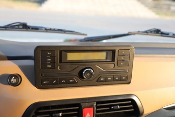 ����Ծ������T3 3.8�׵��Ŵ��綯��ʽ΢�� ����ʱ��53.58kWhͼƬ