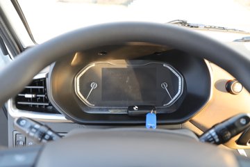 ����Ծ������T3 3.8�׵��Ŵ��綯��ʽ΢�� ����ʱ��53.58kWhͼƬ