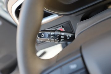 ����Ծ������T3 3.8�׵��Ŵ��綯��ʽ΢�� ����ʱ��53.58kWhͼƬ
