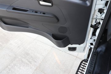 ����Ծ������T3 3.8�׵��Ŵ��綯��ʽ΢�� ����ʱ��53.58kWhͼƬ