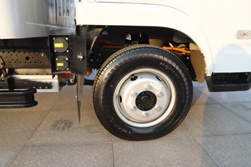 ����Ծ������T3 3.8�׵��Ŵ��綯��ʽ΢�� ����ʱ��53.58kWhͼƬ
